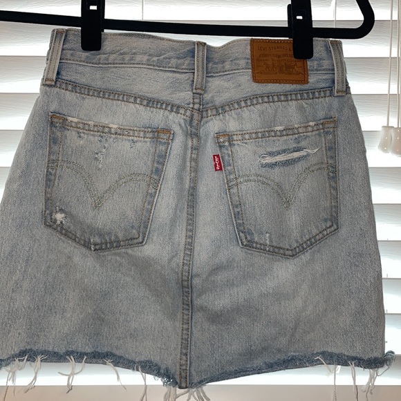 Levi’s 501 skirt size 25 denim - Picture 3 of 3